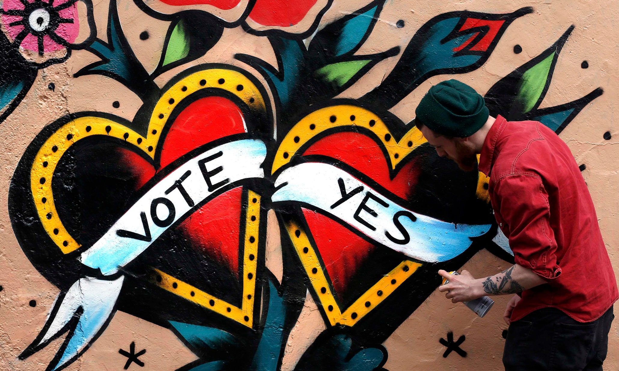 #hometovote: Irish abroad return to vote in gay marriage referendum