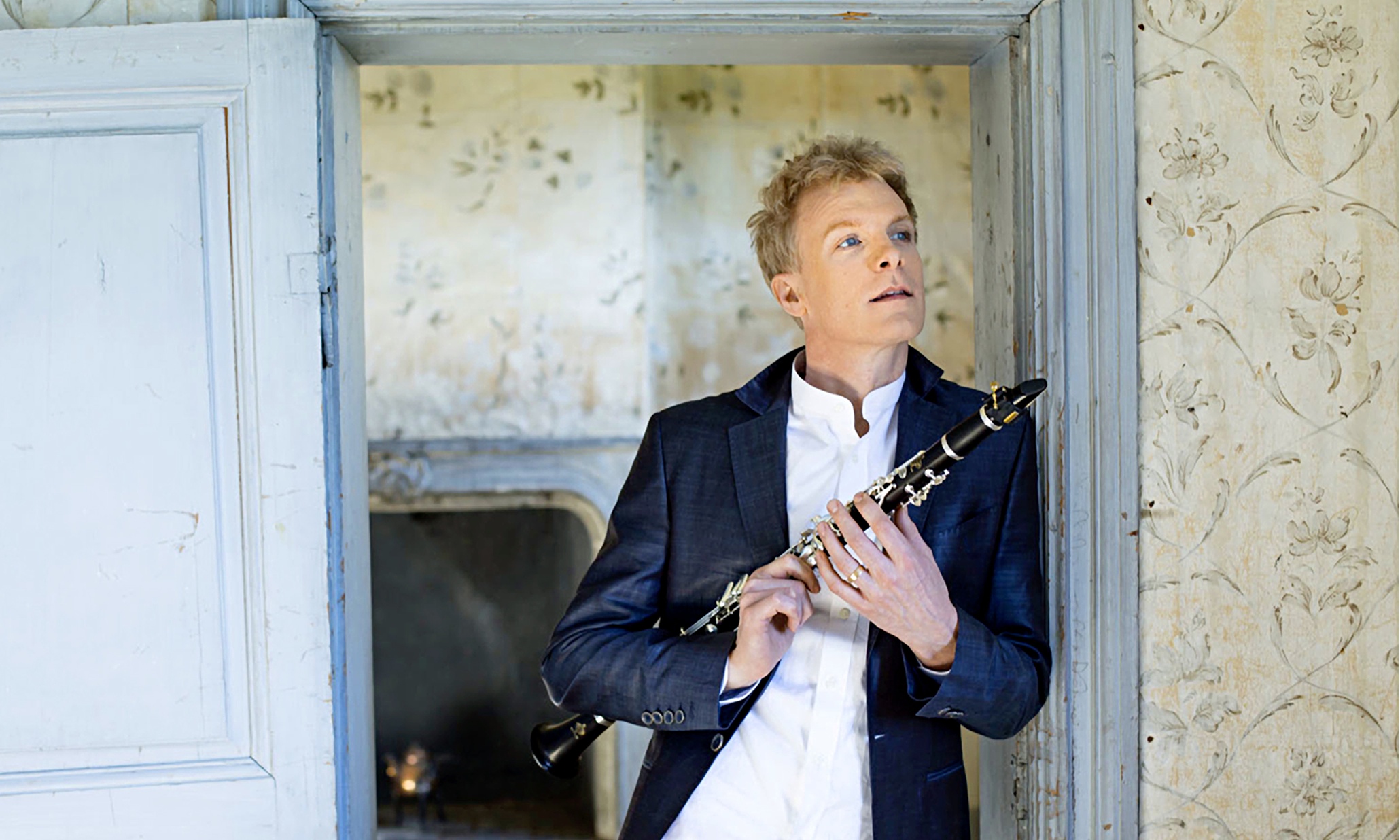 Martin Fröst review – mellifluous Schumann and understated Mozart