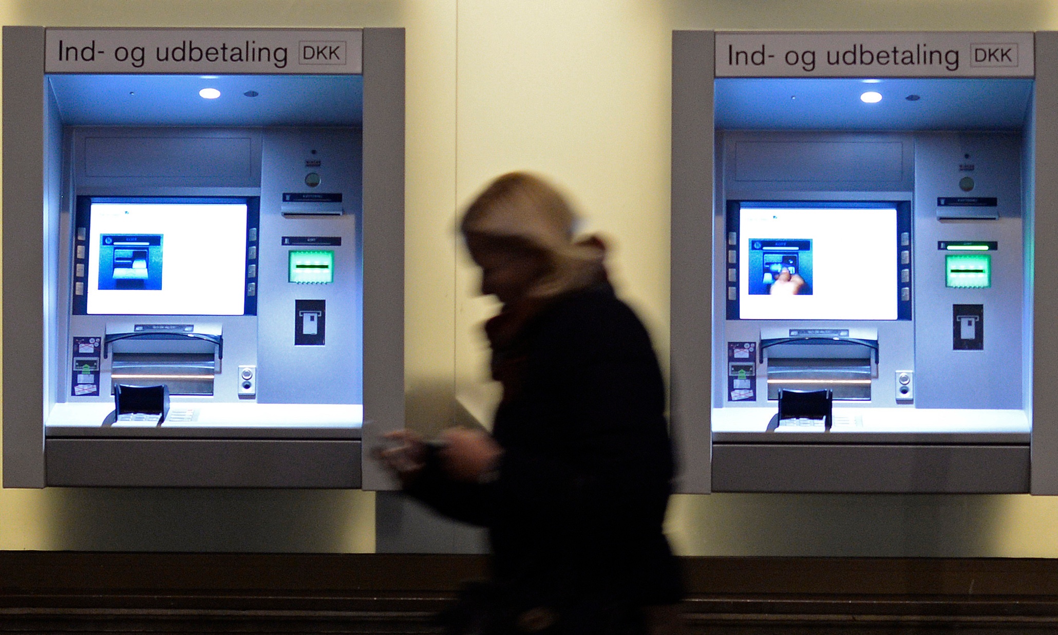 No wallet, no worries: Denmark considering cash-free shops