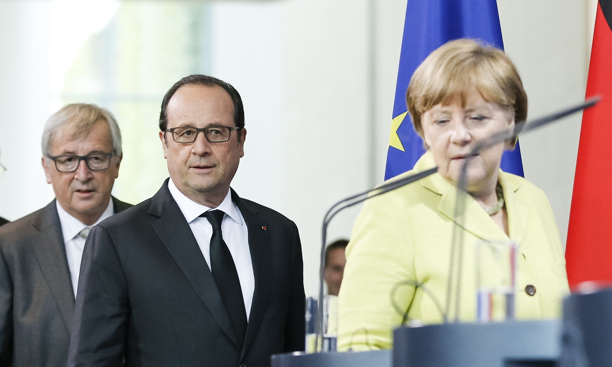EU leaders stage late-night mini-summit to try to defuse Greek crisis