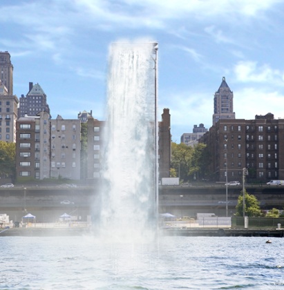 Between Piers 4 and 5 (Brooklyn), The New York City Waterfalls, 2008.