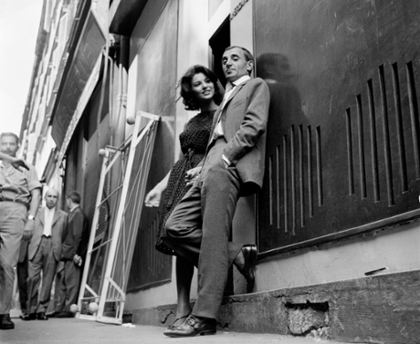 Aznavour with Giovanna Ralli in 1961 on the set of the film Horace.