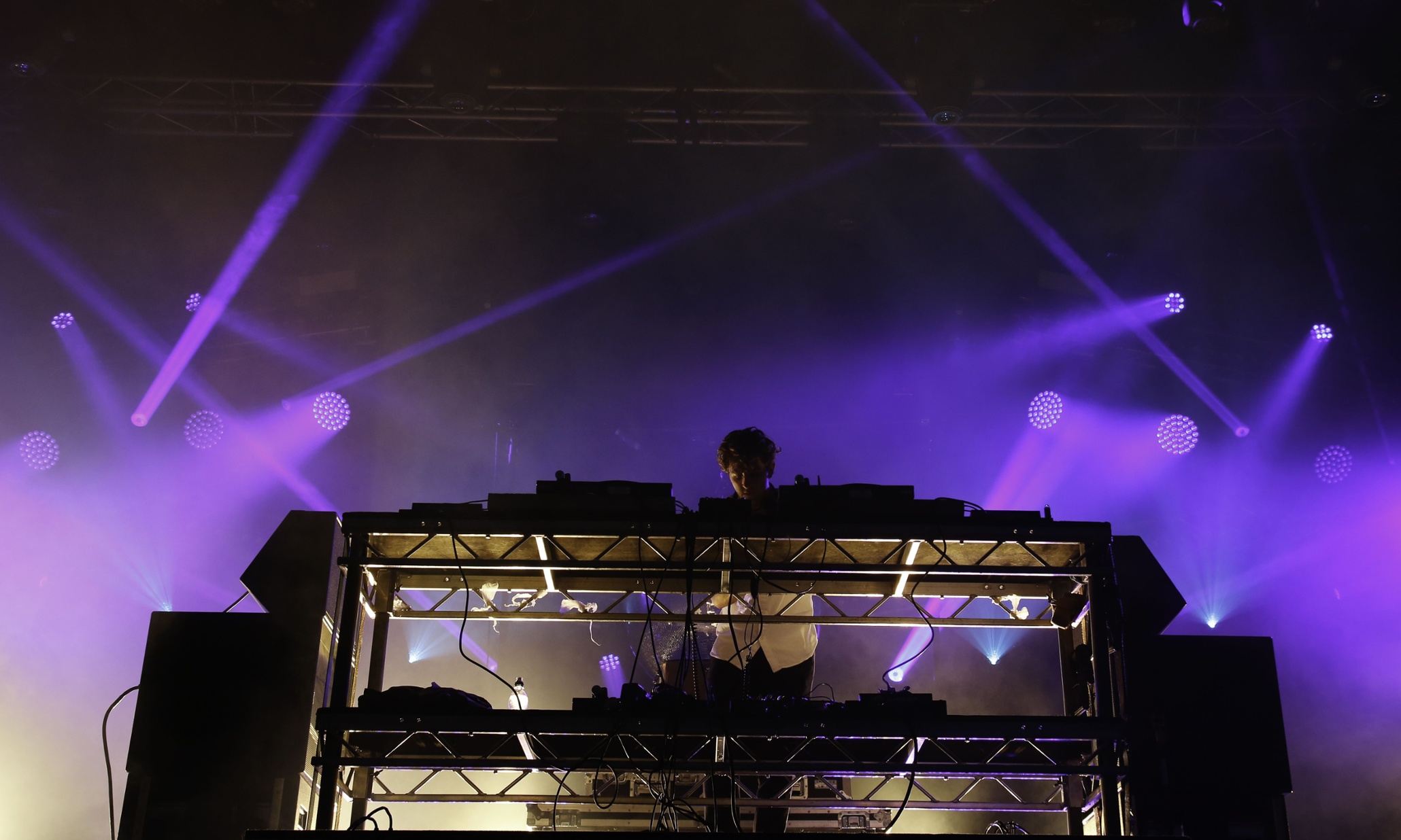 Jamie xx at Glastonbury 2015 review – a sunset-backed journey through sound