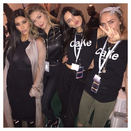 Glastonbury with these beauties @gigihadid @kendalljenner @caradelevingne