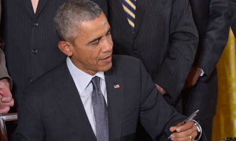Barack Obama moves to double US salary limit on overtime pay