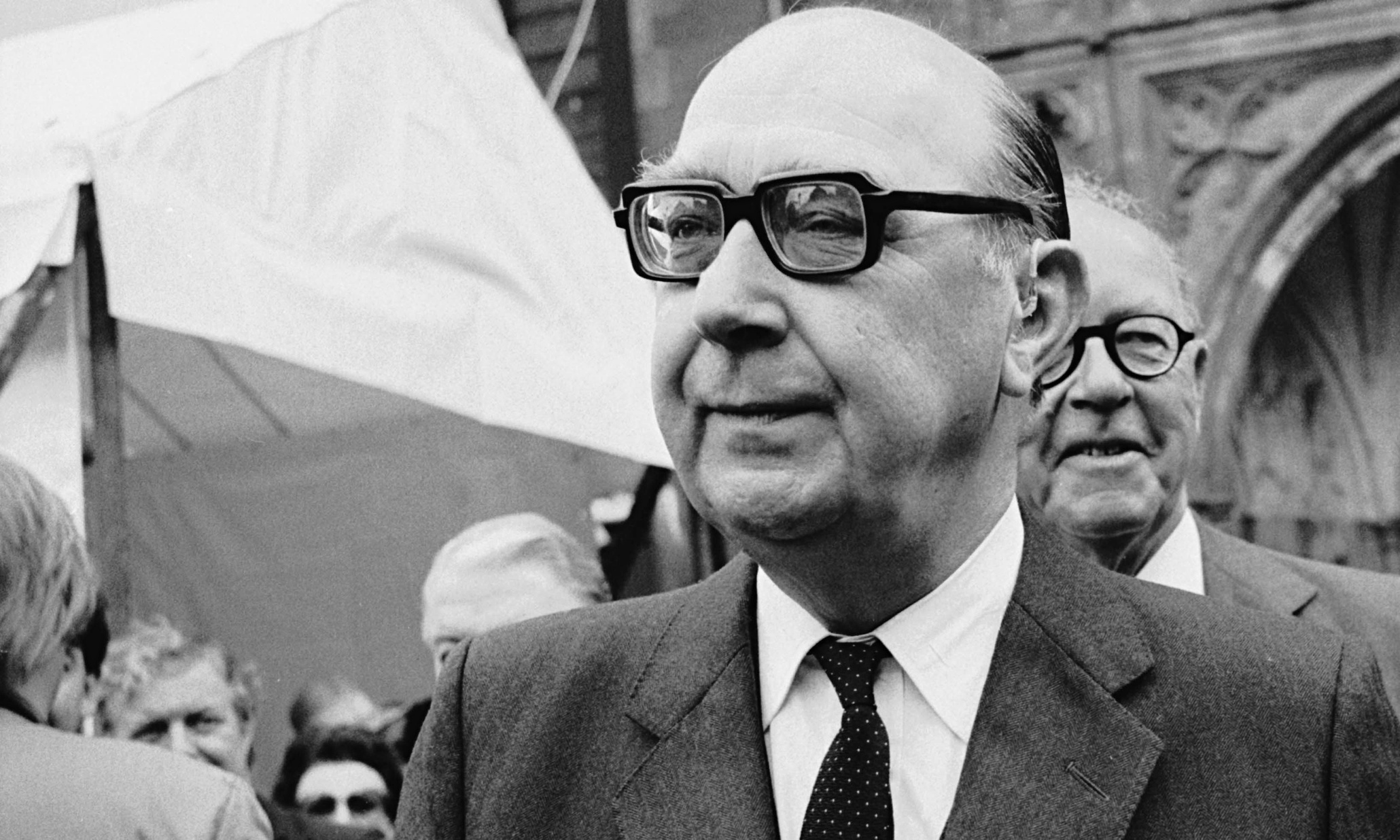 Much to be learned from Philip Larkin's letters - The Guardian - Much ...