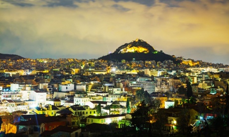 Greece earthquake: magnitude 5.2 tremor felt in Athens