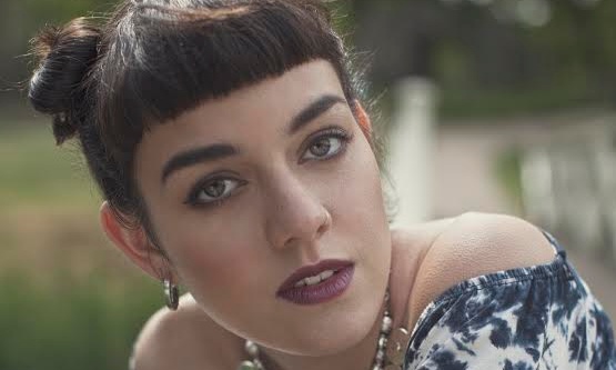 Watch the video for Fall In by 4AD's latest signing, Pixx