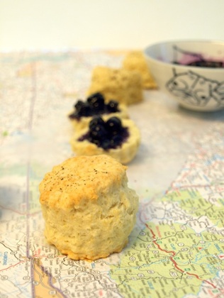 Road-trip repast: ColonialCravings' pic of Tennessee-style buttermilk biscuits.