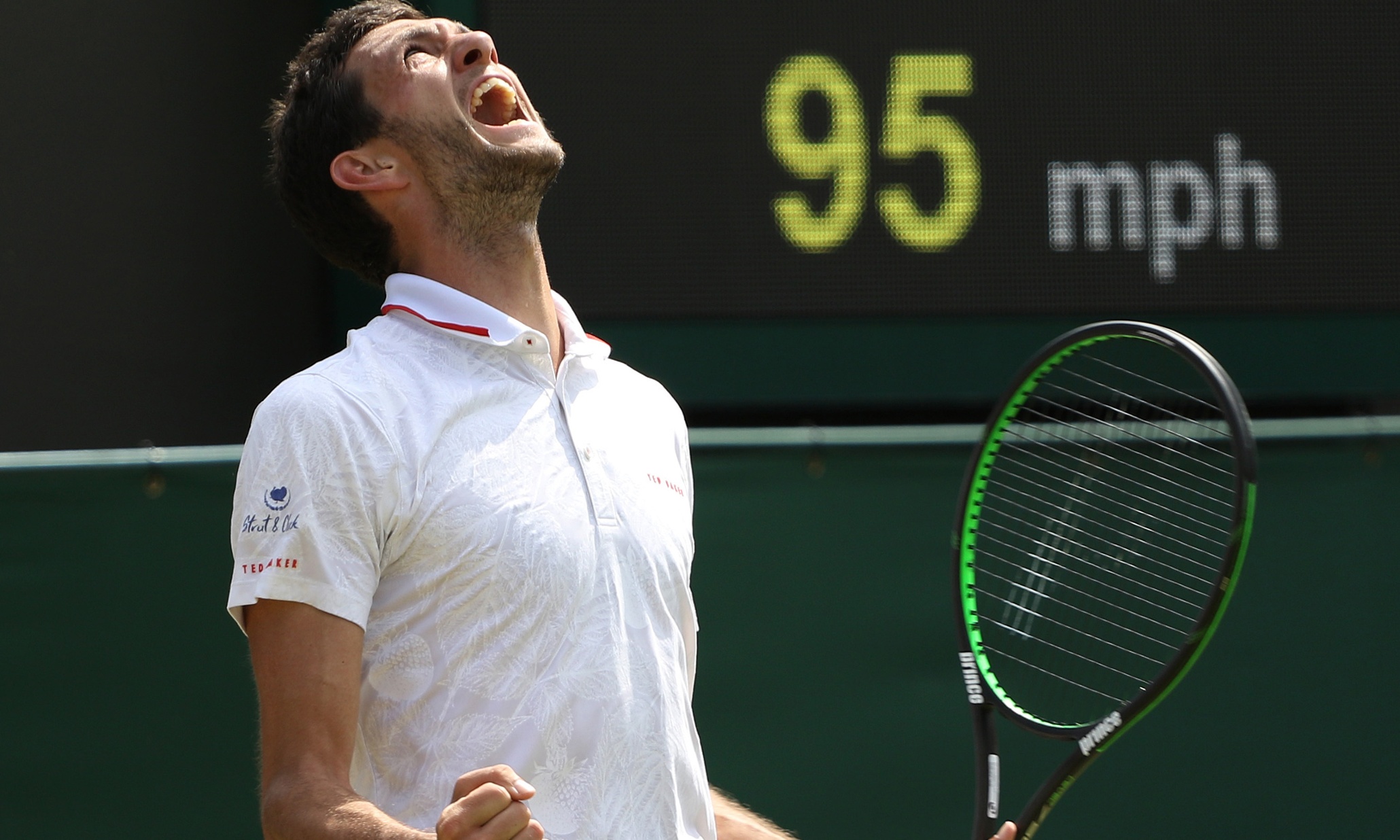 Andy Murray and James Ward advance at Wimbledon to fuel feelgood factor