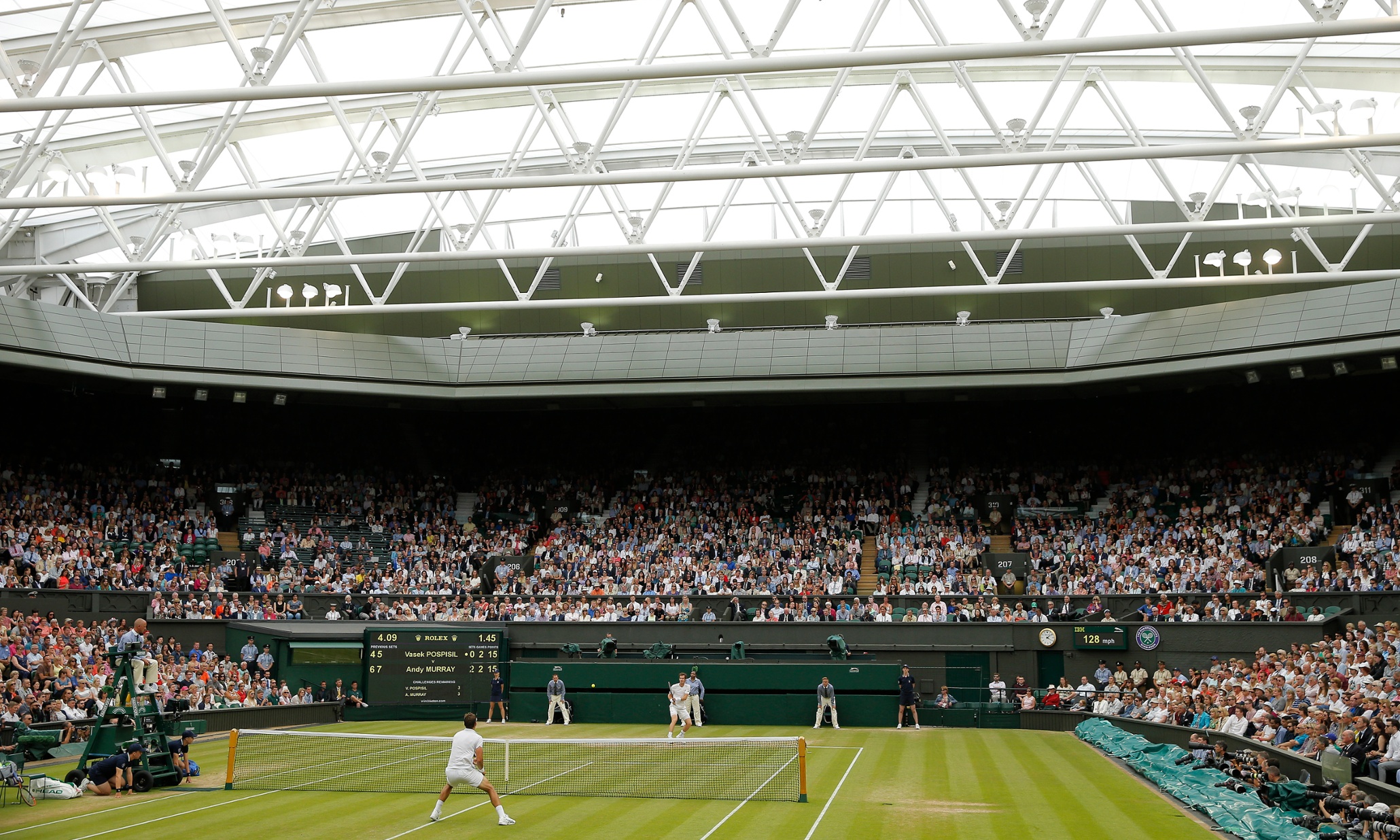 Andy Murray pleased to raise the roof against Vasek Pospisil | James Riach