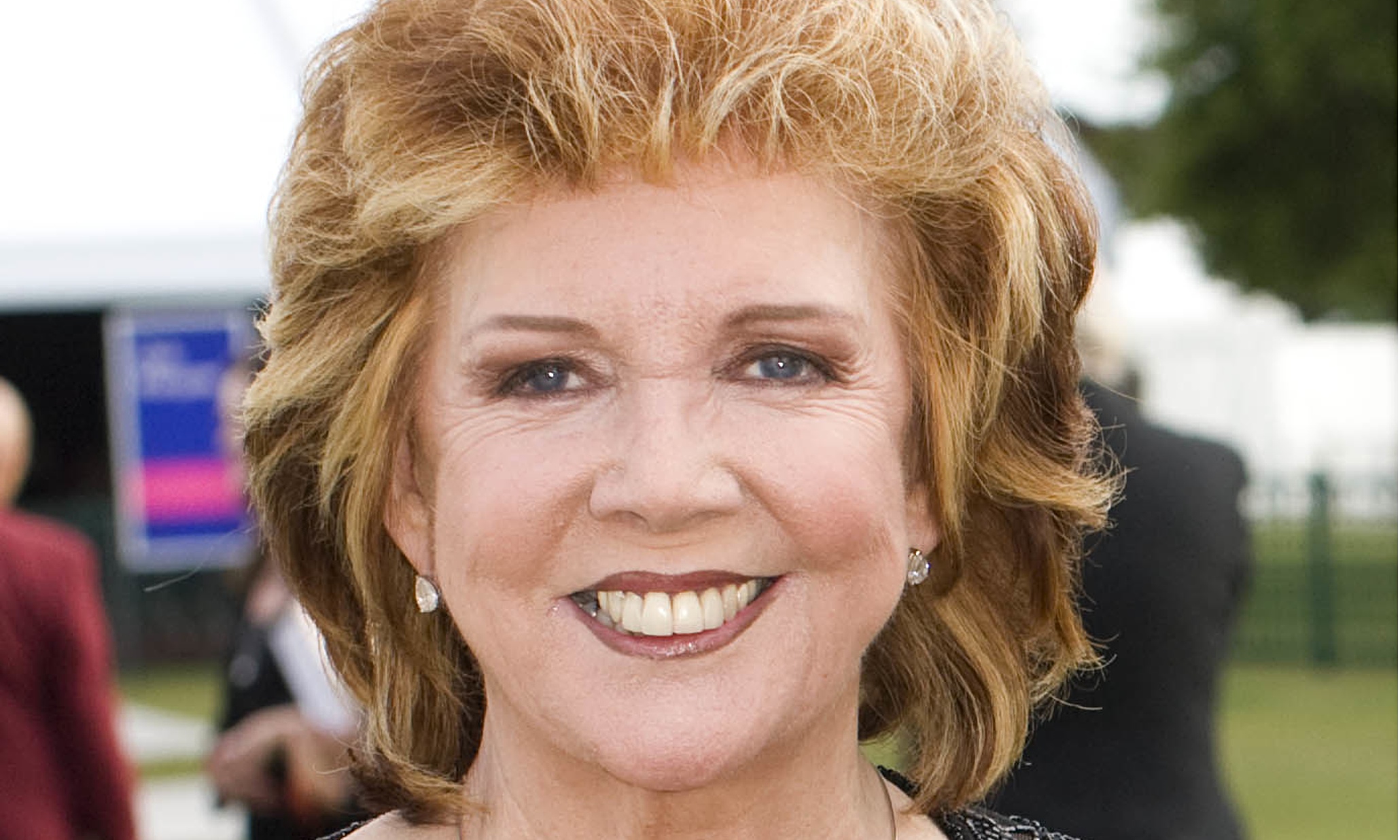 Cilla Black Obituary Television And Radio The Guardian