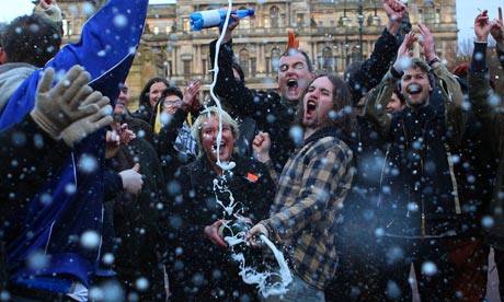Revellers-celebrate-death-008.jpg