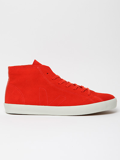 Xmas fitness over 20: Veja Indigienos high top trainers