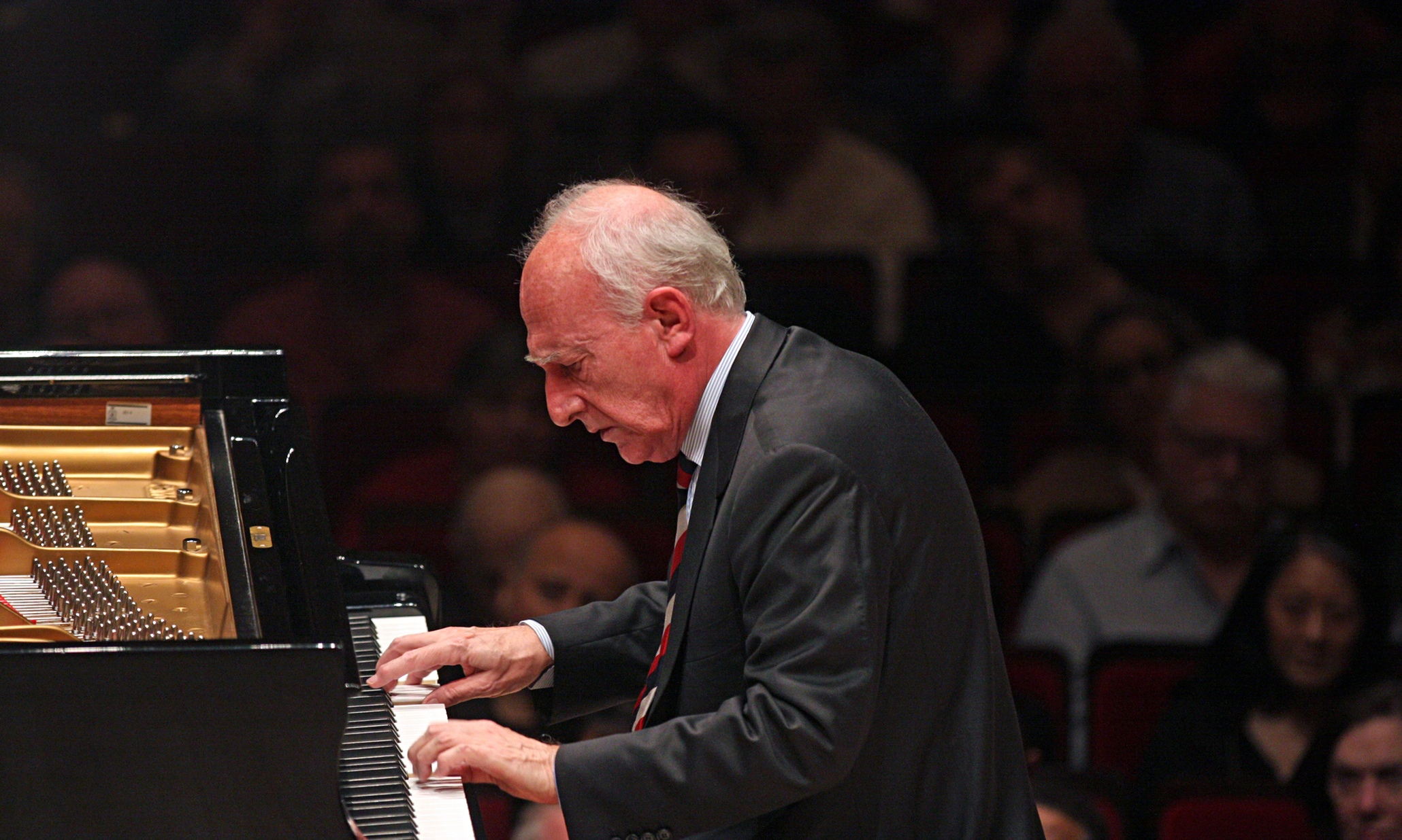 Maurizio Pollini; The Rake’s Progress review – nuance, detail and fire