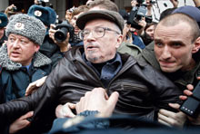 Eduard Limonov being arrested