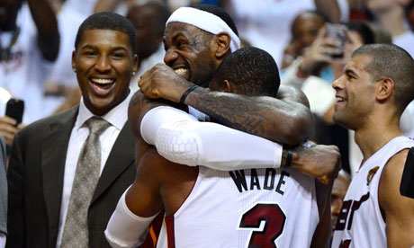 LeBron James erupts on Mario Chalmers during a timeout