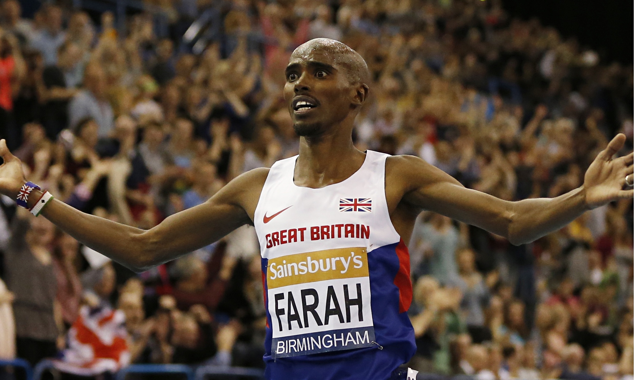 Mo Farah admits Twitter row with Andy Vernon inspired him to record run