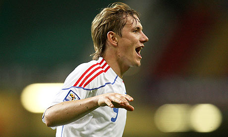 Roman Pavlyuchenko celebrates after scoring in Russia's 3-1 win against Wales