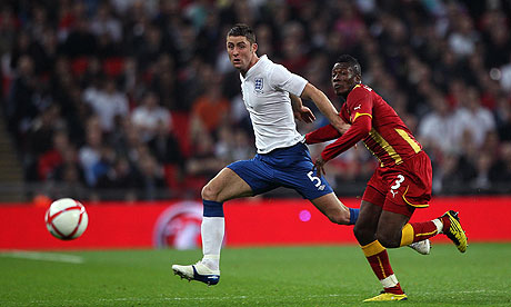 Gary-Cahill-Asamoah-Gyan--007.jpg