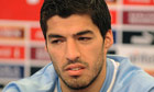 Suárez bides time over transfer