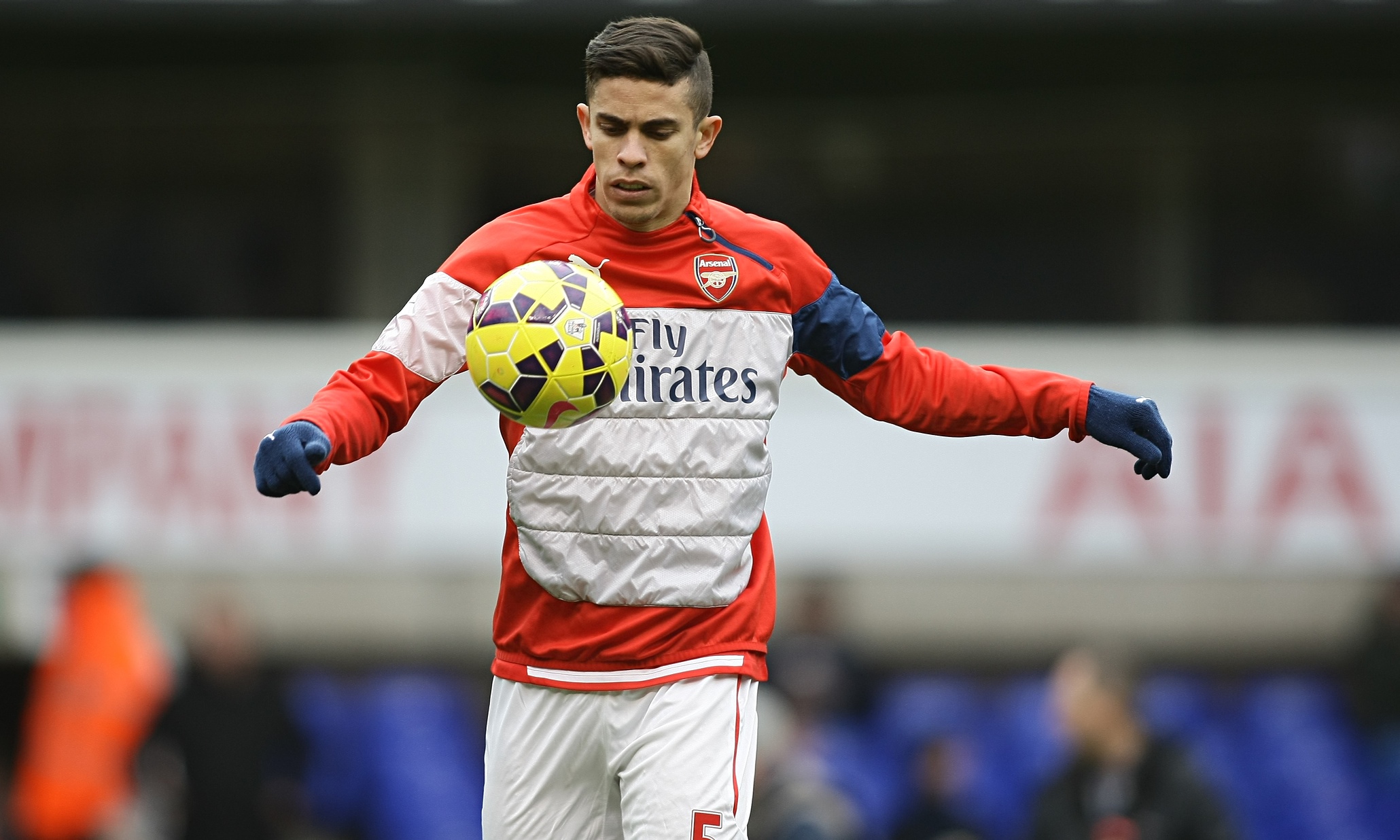 Arsène Wenger: language barrier may hinder Arsenal’s Gabriel Paulista