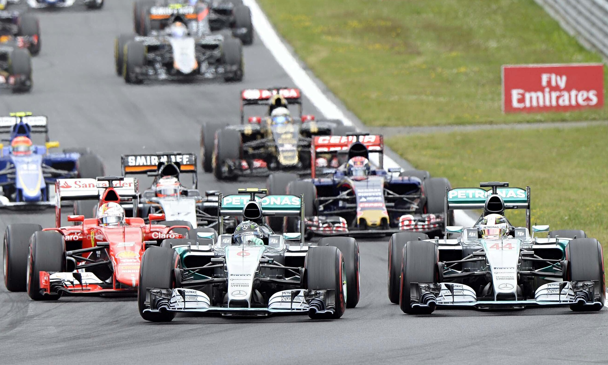 Nico Rosberg seizes Austrian F1 GP from Lewis Hamilton at first corner ...