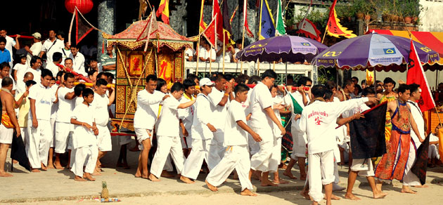 Phuket Taoist Vegetarian: Phuket Taoist Vegetarian festival