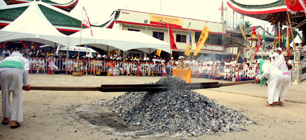 Phuket Taoist Vegetarian: Phuket Taoist Vegetarian festival