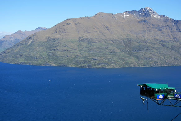Been there photo comp: Man bungee jumping