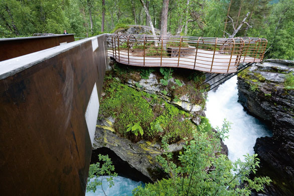 Outdoor art in Norway: The Gudbrandsjuvet platform in northwest Norway