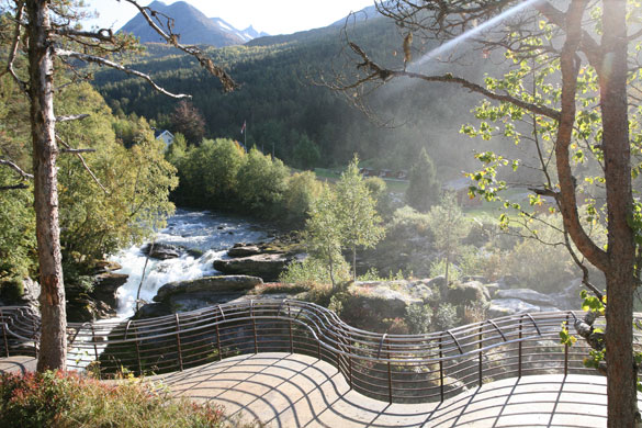 Outdoor art in Norway: The Gudbrandsjuvet platform in northwest Norway