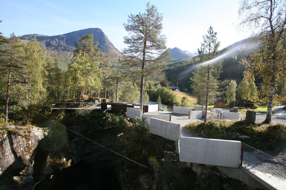 Outdoor art in Norway: The Gudbrandsjuvet platform in northwest Norway