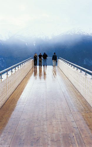 Outdoor art in Norway: Platform over the Aurland fjord, Norway