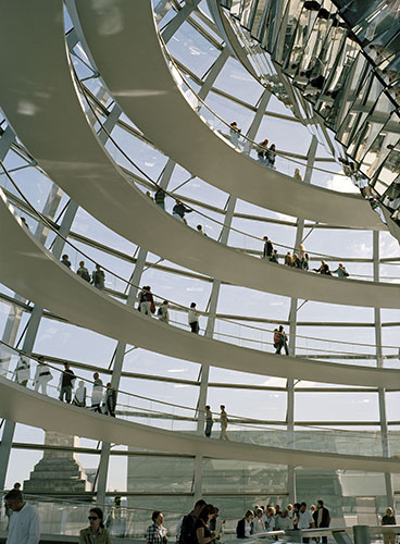 Raymond Depardon: Cities: Germany, Berlin, 2004: Reichstag, contemporary architecture