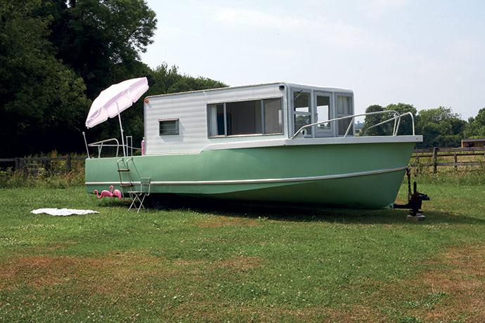 My Cool Caravan: Amphibious caravan