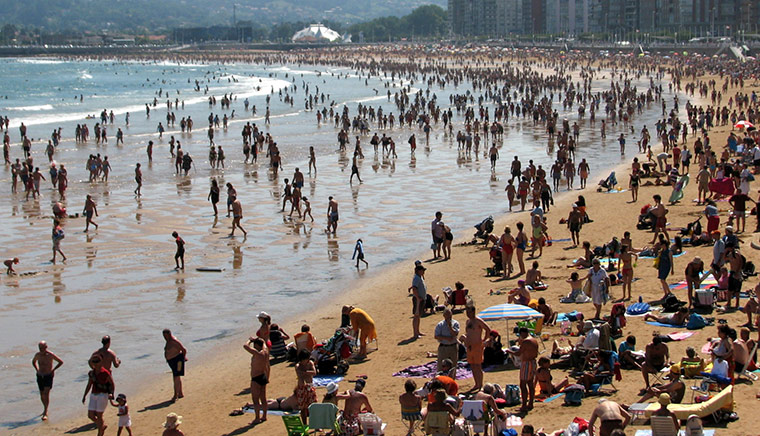 Been there July 2010: The Sunday morning stroll, Gijon, Asturias, Spain