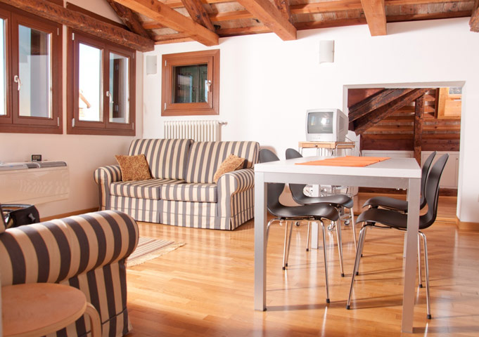Travel airbnb: airbnb Venice 