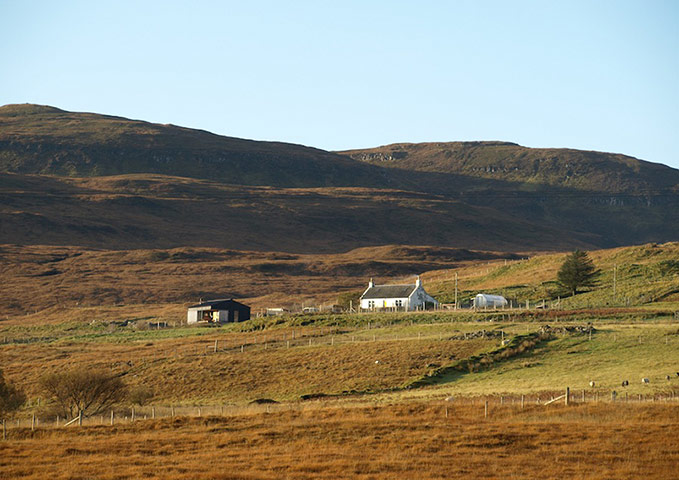 valentine cottages: Blackshed