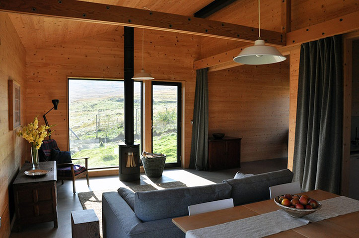 valentine cottages: blackshed interior