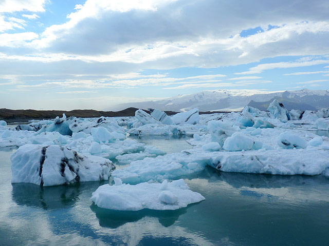 Mountains and sea: Mountains and sea
