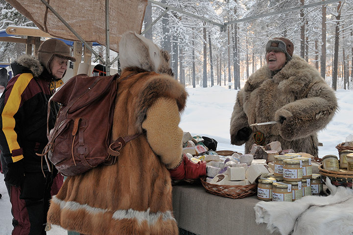 Sami Lapland: Stallholder