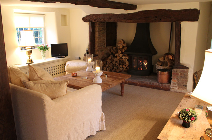 Cool Cottages Dorset: Pipers Cottage, Throop, Dorset 