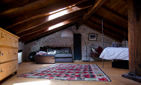 The giant loft bedroom in Pri B'zjack